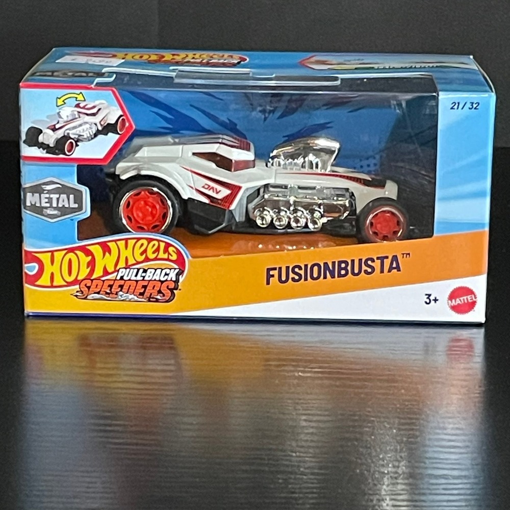 Hot Wheels Fusionbusta Pull-Back Speeders Toy Car White Red NEW 21/32